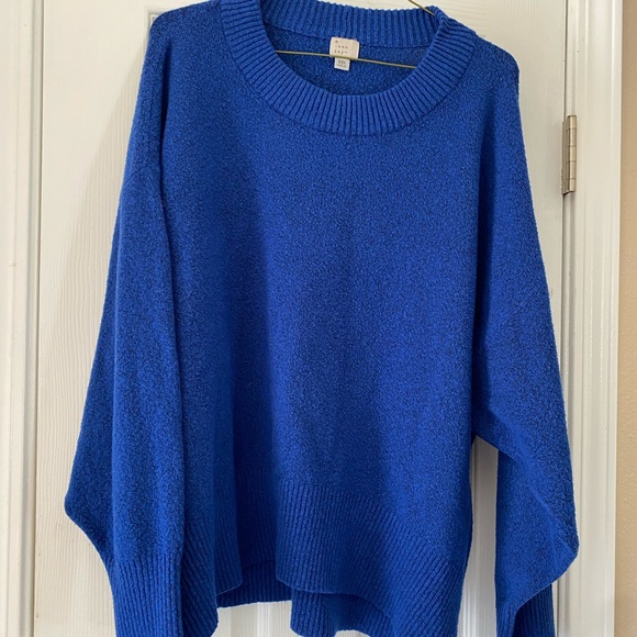 oversized royal blue sweater